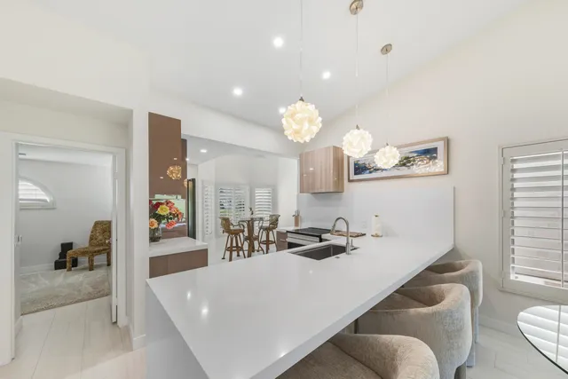 $5,900 | 269 Vista Royale Circle West, Palm Desert, CA 92211