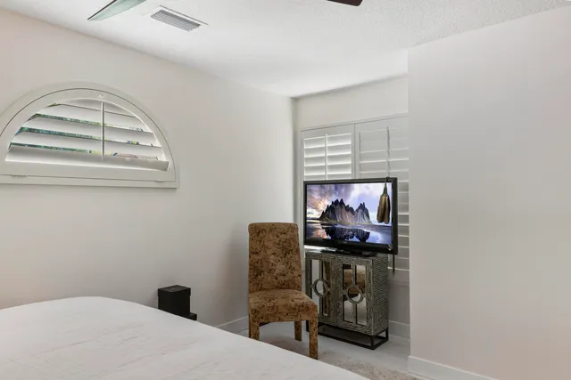 $5,900 | 269 Vista Royale Circle West, Palm Desert, CA 92211