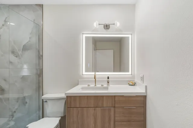 $5,900 | 269 Vista Royale Circle West, Palm Desert, CA 92211