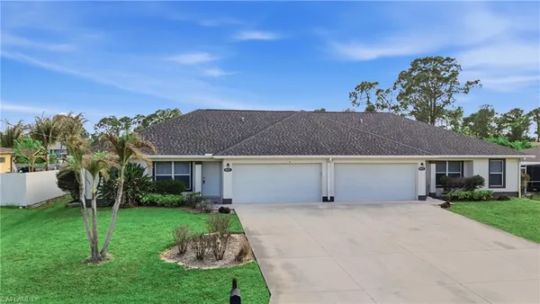 $2,100 | 4621 25th Street Southwest, Lehigh Acres, FL 33973
