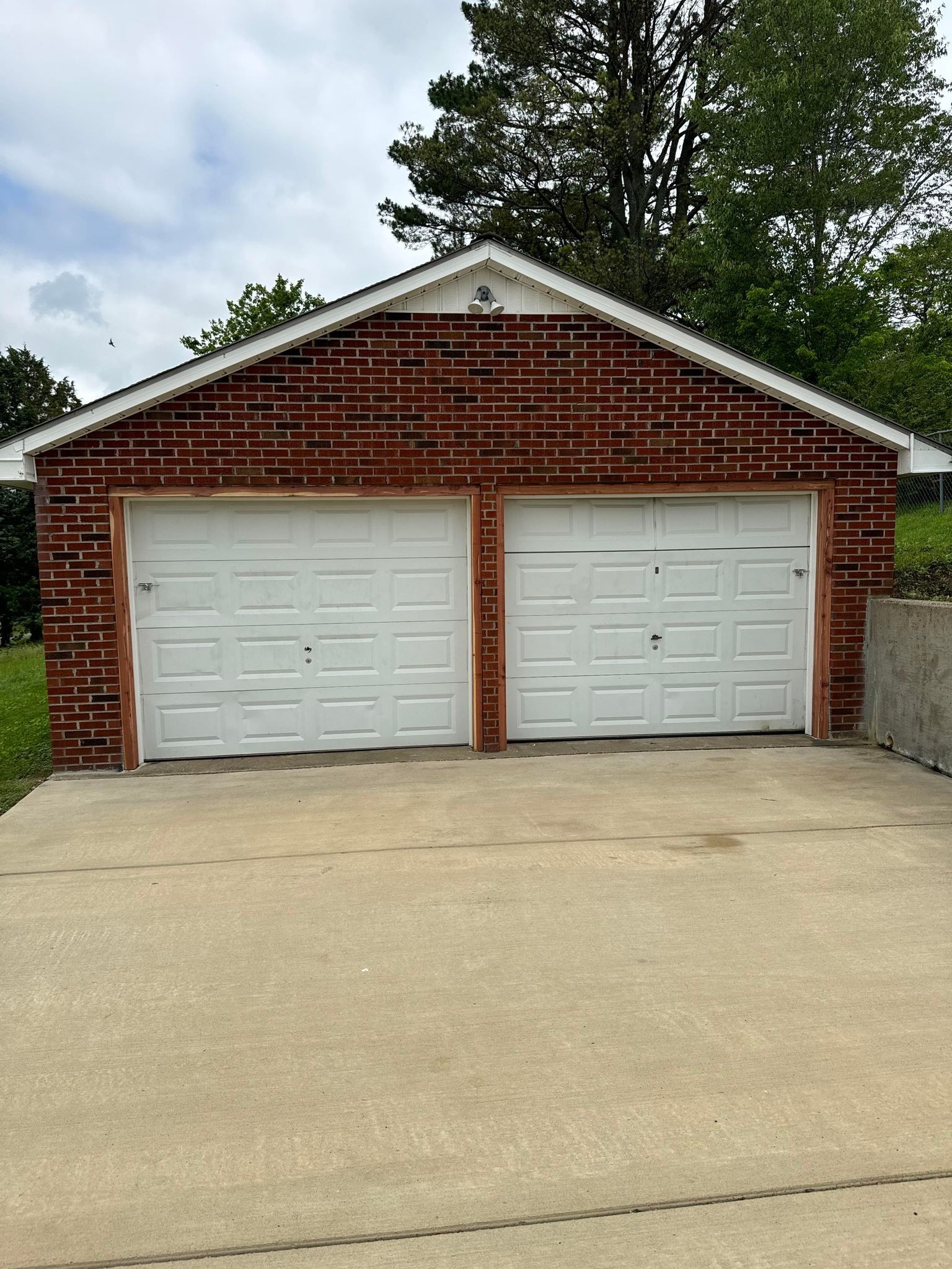166 Old Lebanon Road Carthage, TN 37030 - Photo 7 of 25 a front view of house