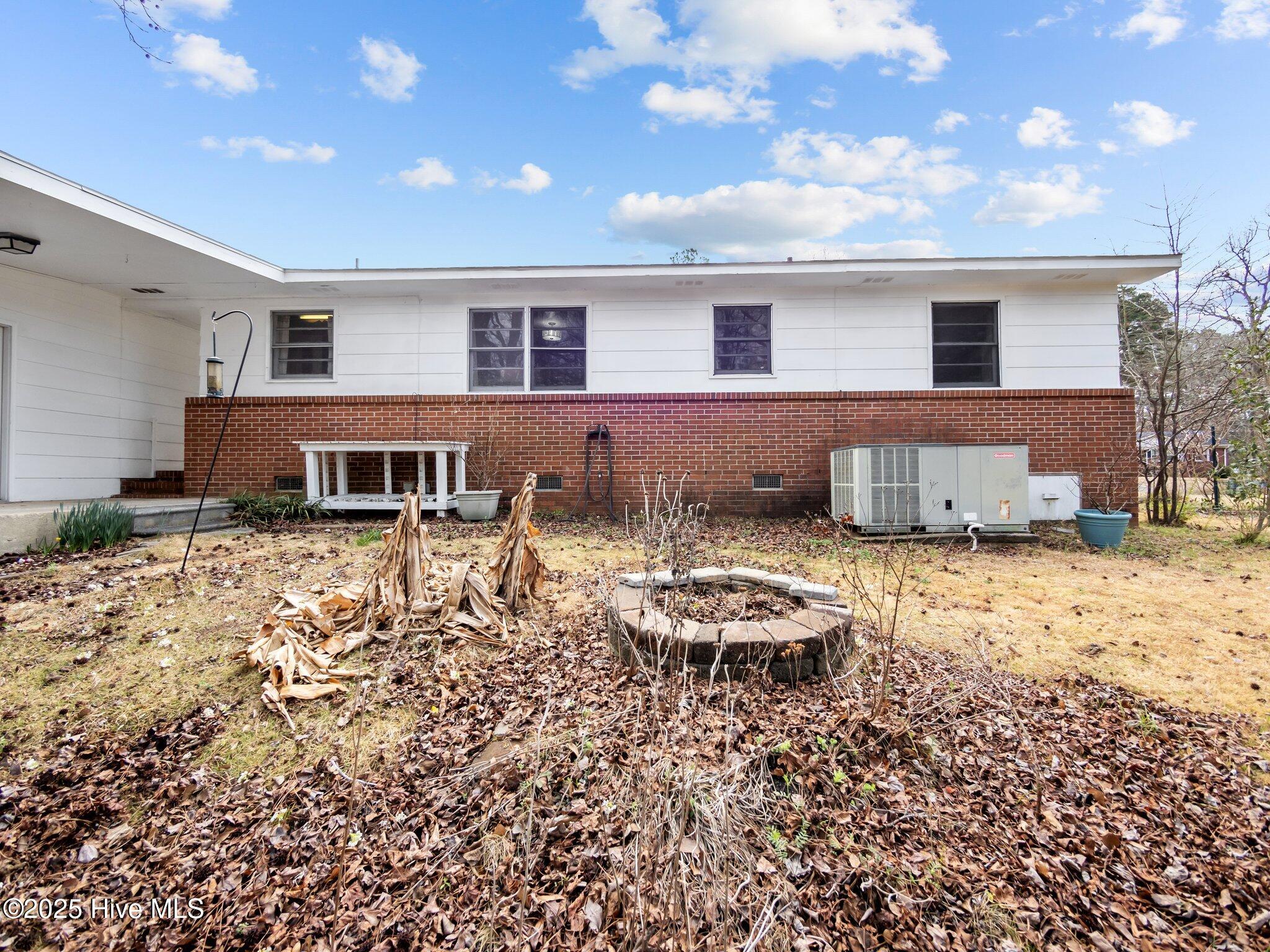 207 Cardinal Road Jacksonville, NC 28546 - Photo 34 of 52 47-web-or-mls-P3066324