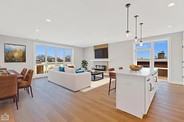 $414,000 | 8631 West Grand Avenue, Unit 4W, River Grove, IL 60171