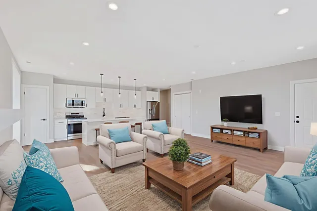 $414,000 | 8631 West Grand Avenue, Unit 4W, River Grove, IL 60171