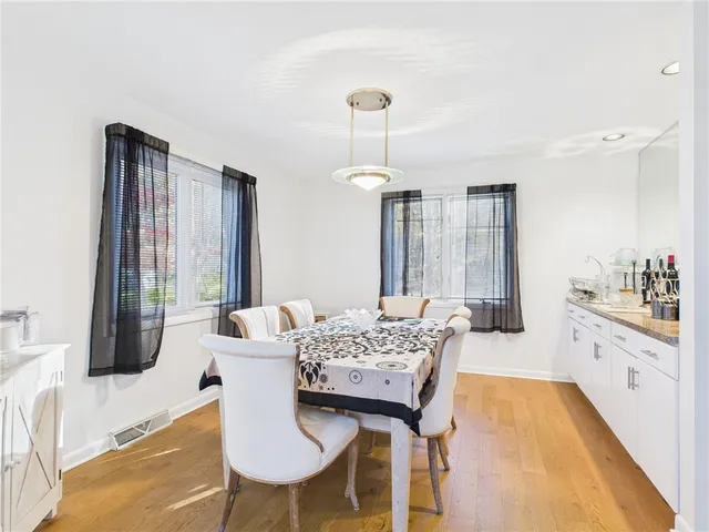 $780,000 | 7 Briarwood Road, Lincoln, RI 02865