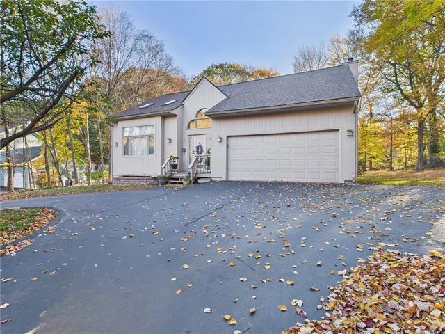 $780,000 | 7 Briarwood Road, Lincoln, RI 02865