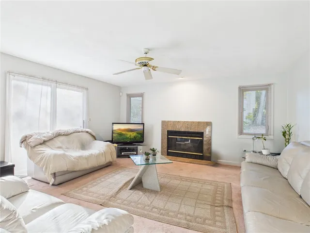 $780,000 | 7 Briarwood Road, Lincoln, RI 02865