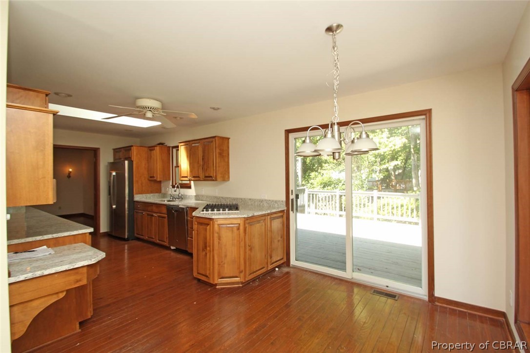 1621 Locust Grove Road Topping, VA 23169 - Photo 29 of 48 Breakfast Area 2
