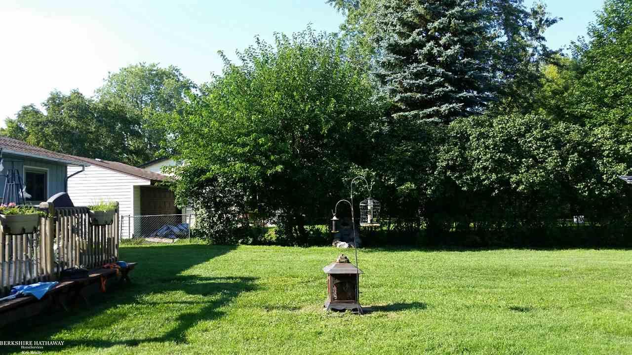 27264 Bunert Road Warren, MI 48088 - Photo 7 of 27 31316085-6.JPG