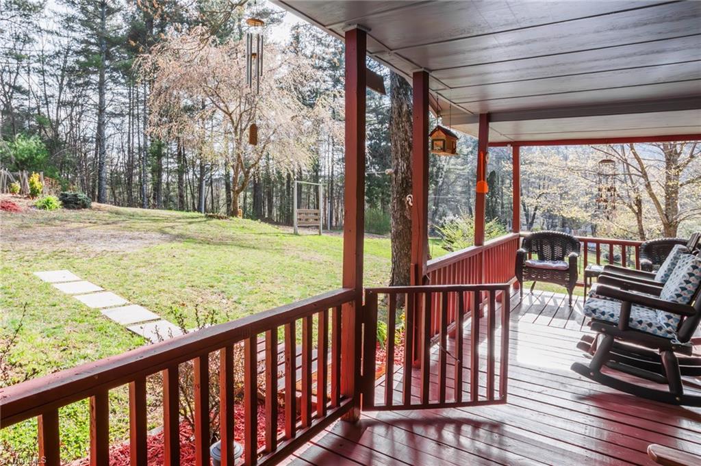 6414 Summit Road Purlear, NC 28665 - Photo 15 of 36