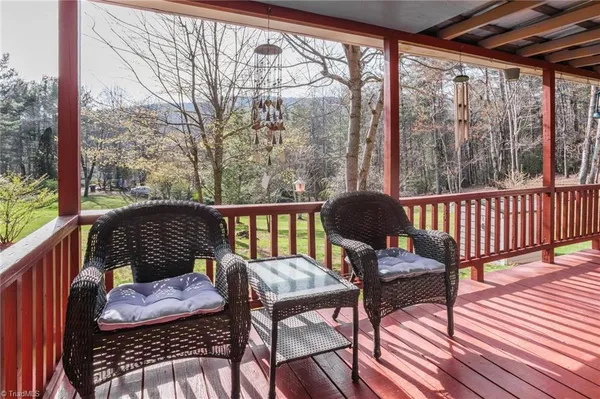 $350,000 | 6414 Summit Road, Purlear, NC 28665