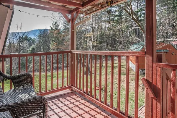 $350,000 | 6414 Summit Road, Purlear, NC 28665