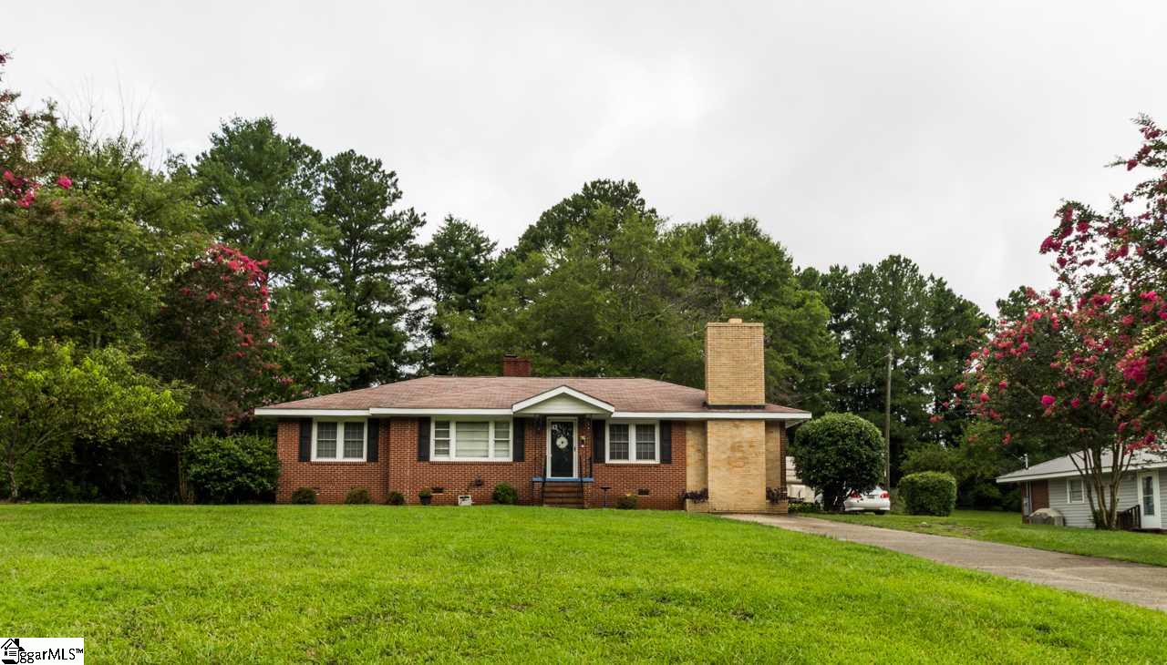 710 Adams Street Seneca, SC 29678 - Photo 1 of 33 Gallery Image 1