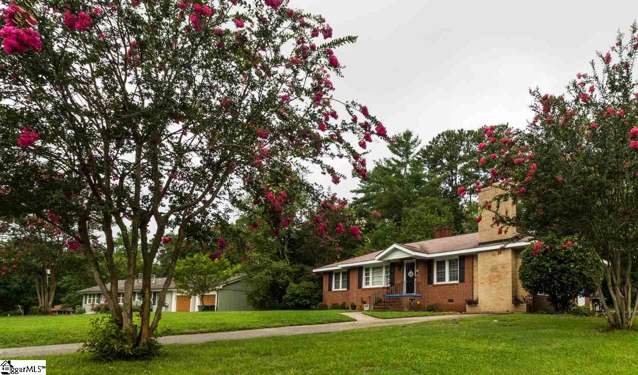 710 Adams Street Seneca, SC 29678 - Photo 4 of 33 Gallery Image 4