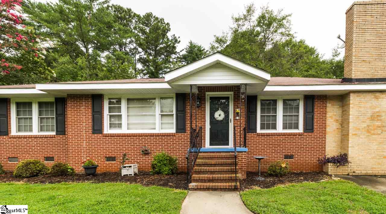 710 Adams Street Seneca, SC 29678 - Photo 5 of 33 Gallery Image 5