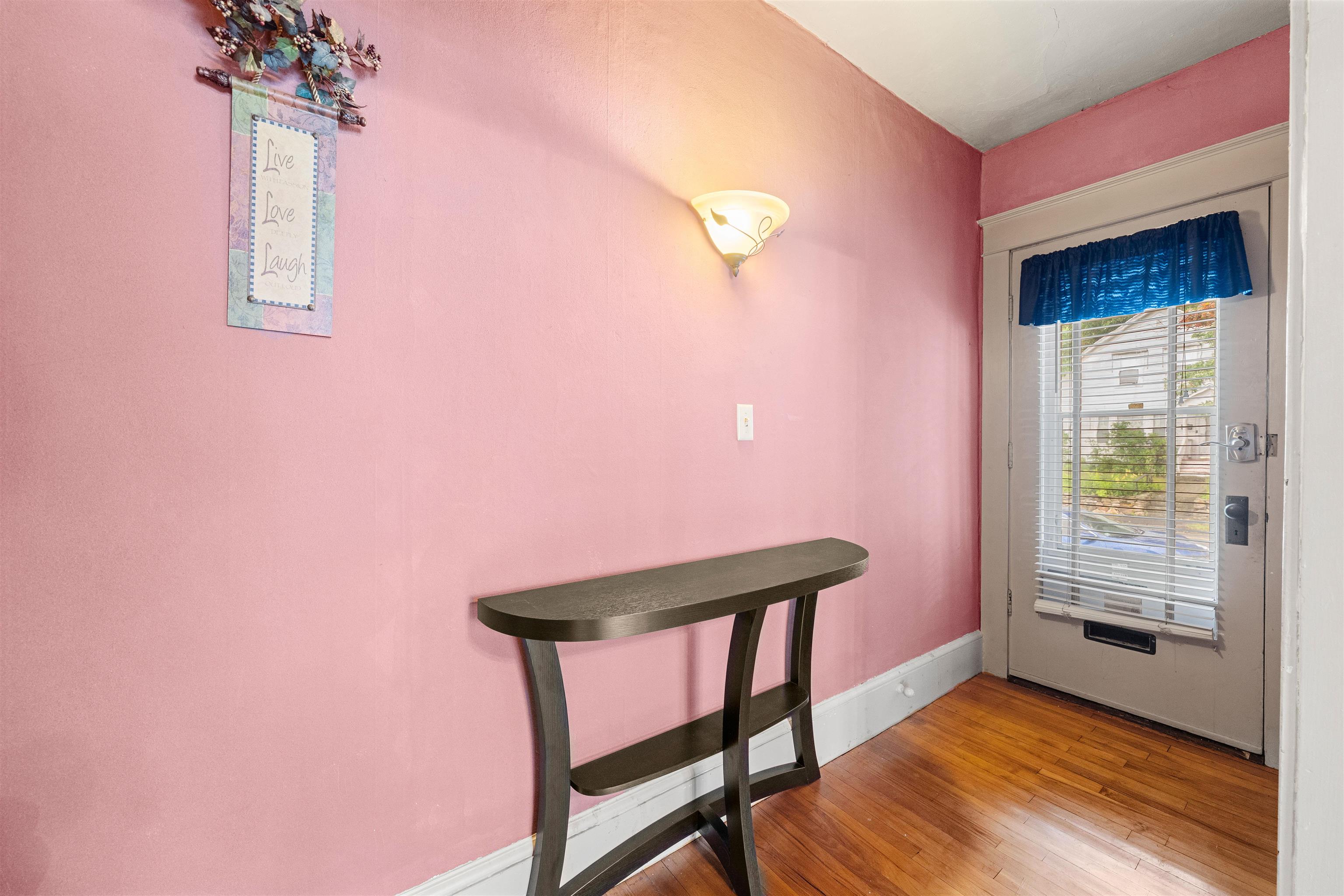 852 Beech Street Manchester, NH 03104 - Photo 15 of 53
