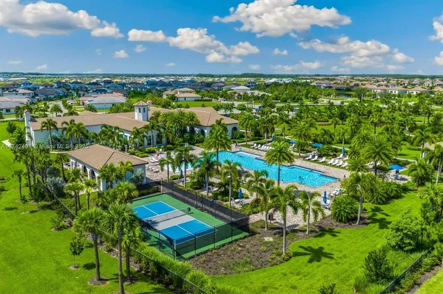 $2,950 | 5105 Panella Avenue, Immokalee, FL 34142