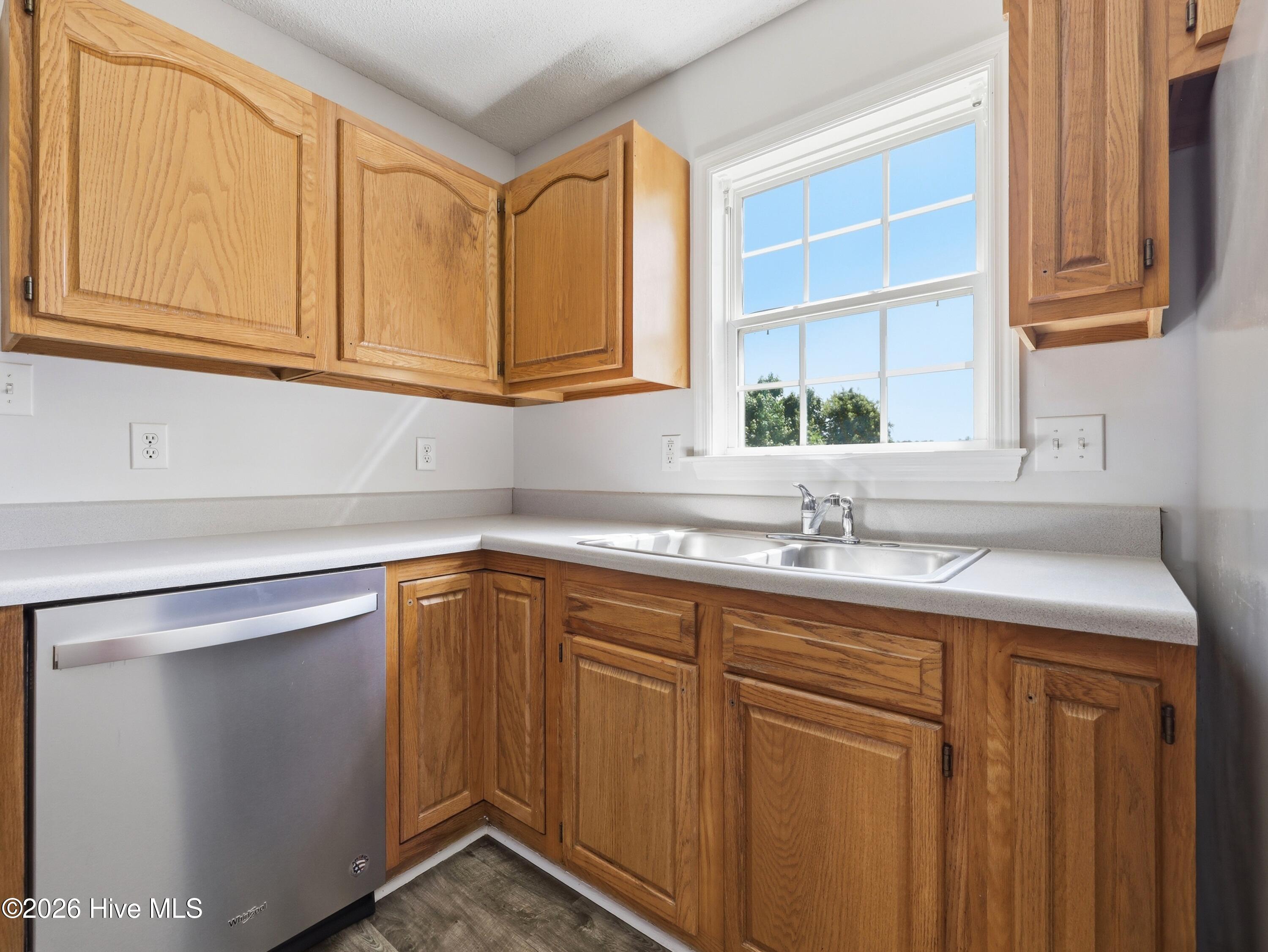 409 Spring Drive Jacksonville, NC 28540 - Photo 19 of 53