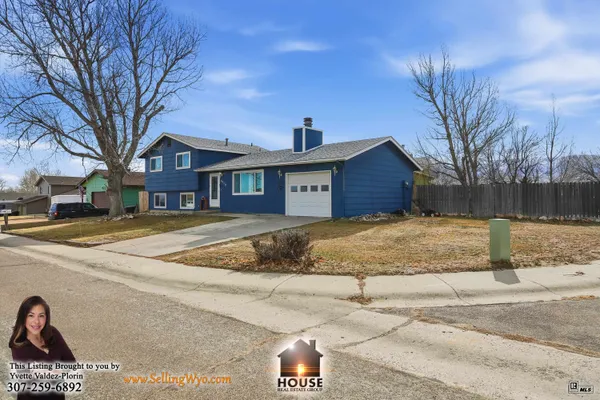 $300,000 | 6579 Cherokee Lane, Casper, WY 82604