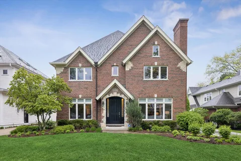 $2,399,000 | 5033 Woodland Avenue, Western Springs, IL 60558