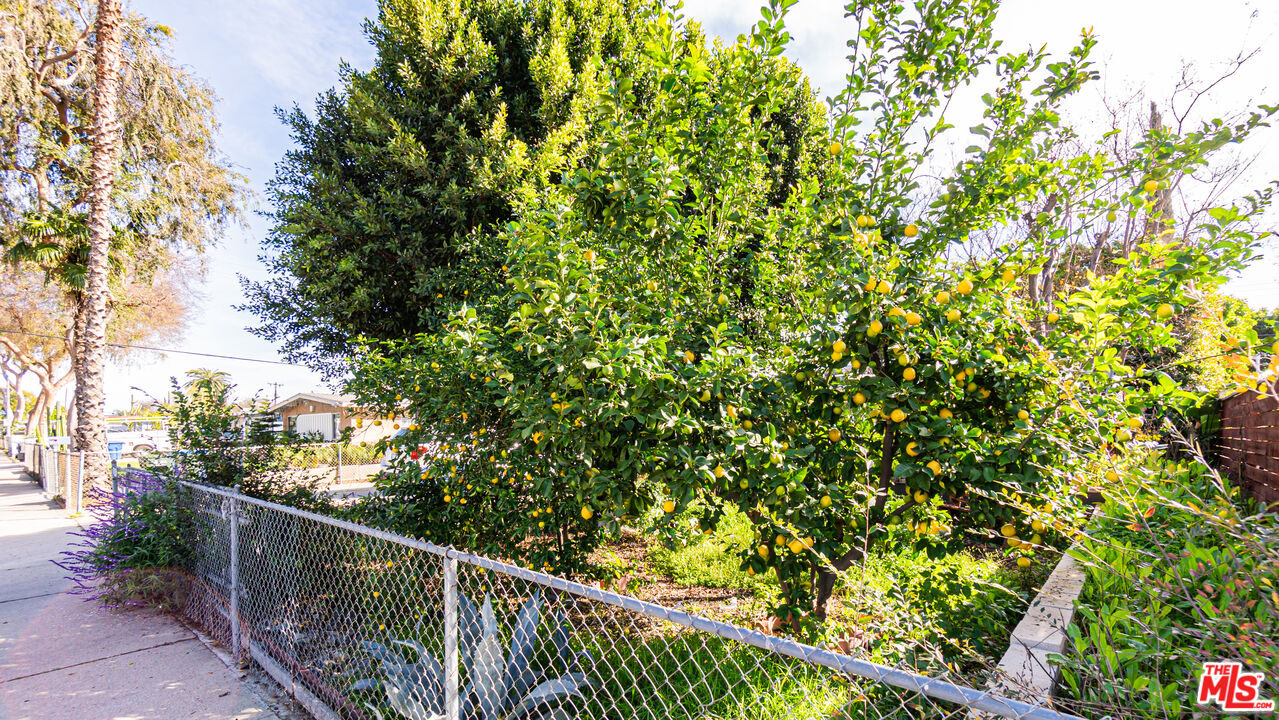892 Vassar Street Pomona, CA 91767 - Photo 27 of 28 a balcony with wooden fence