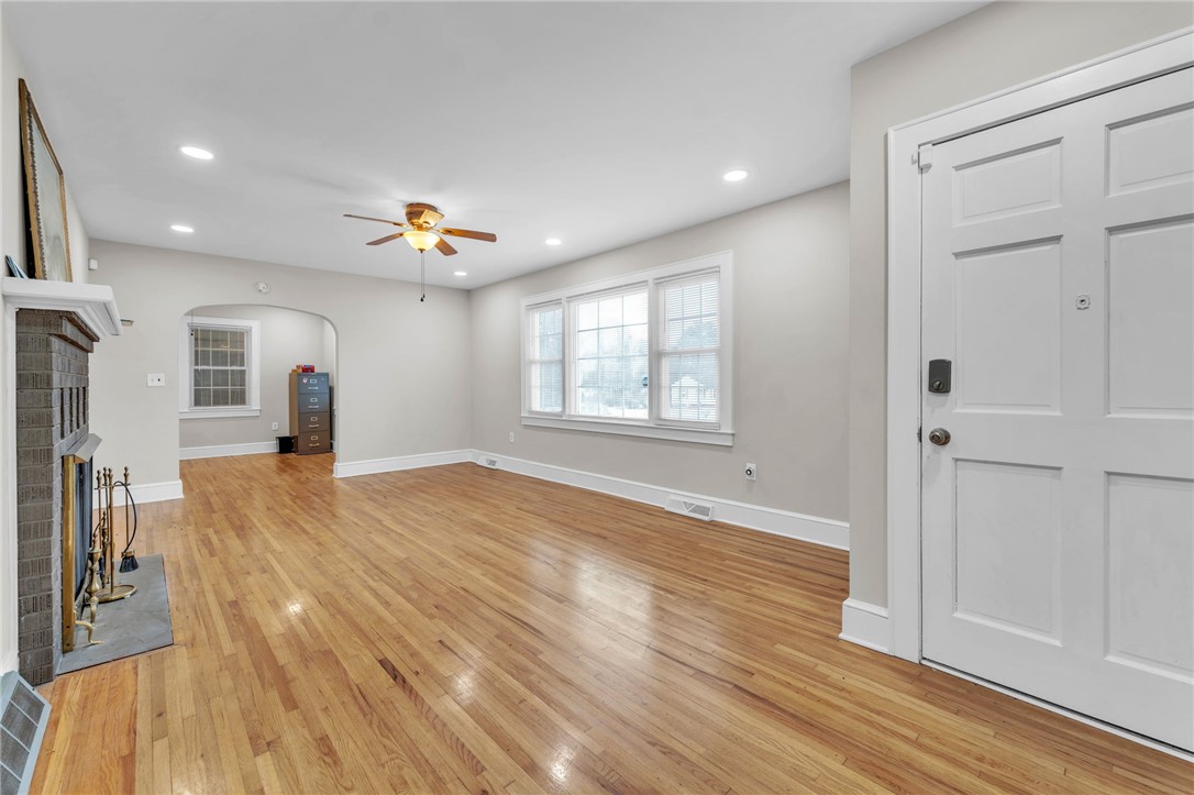 1611 East Calhoun Street Anderson, SC 29621 - Photo 5 of 37