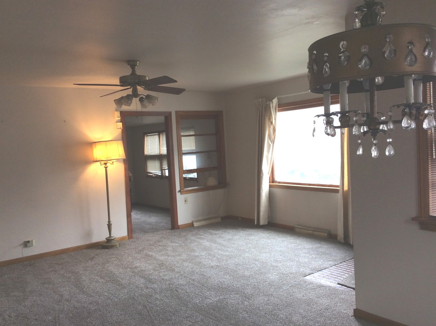 1436 Evergreen Road Homewood, IL 60430 - Photo 6 of 32 a view of livingroom and window