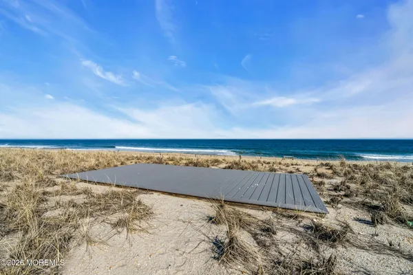 $20,000,000 | 717 East Avenue, Bay Head, NJ 08742