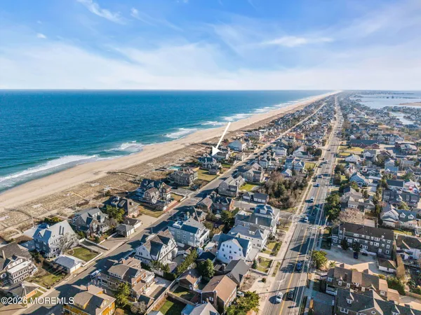 $20,000,000 | 717 East Avenue, Bay Head, NJ 08742