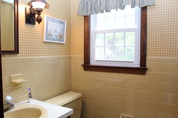14 Grenadier Road Hingham, MA 02043 - Photo 17 of 25 Gallery Image 17