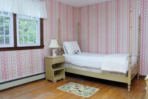 14 Grenadier Road Hingham, MA 02043 - Photo 18 of 25 Gallery Image 18