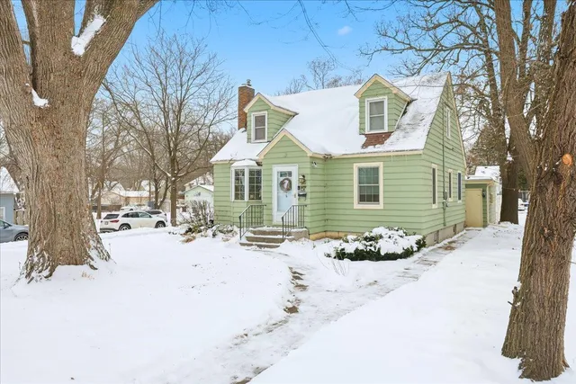 $299,000 | 326 North 3rd Street, River Falls, WI 54022