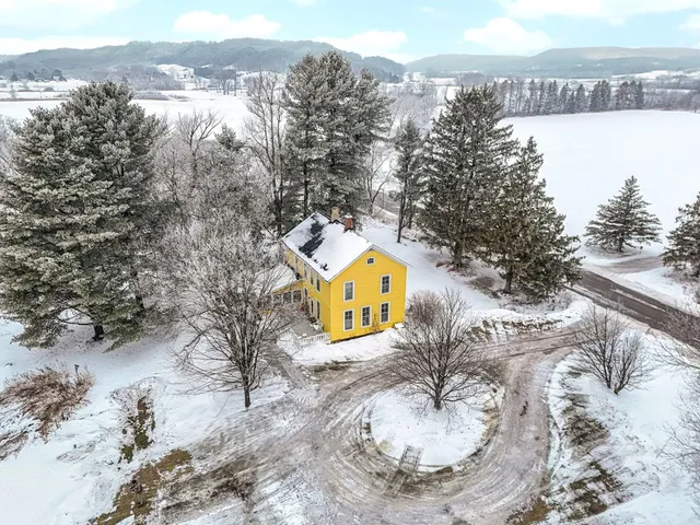 $420,000 | E2044 770th Avenue, Knapp, WI 54749