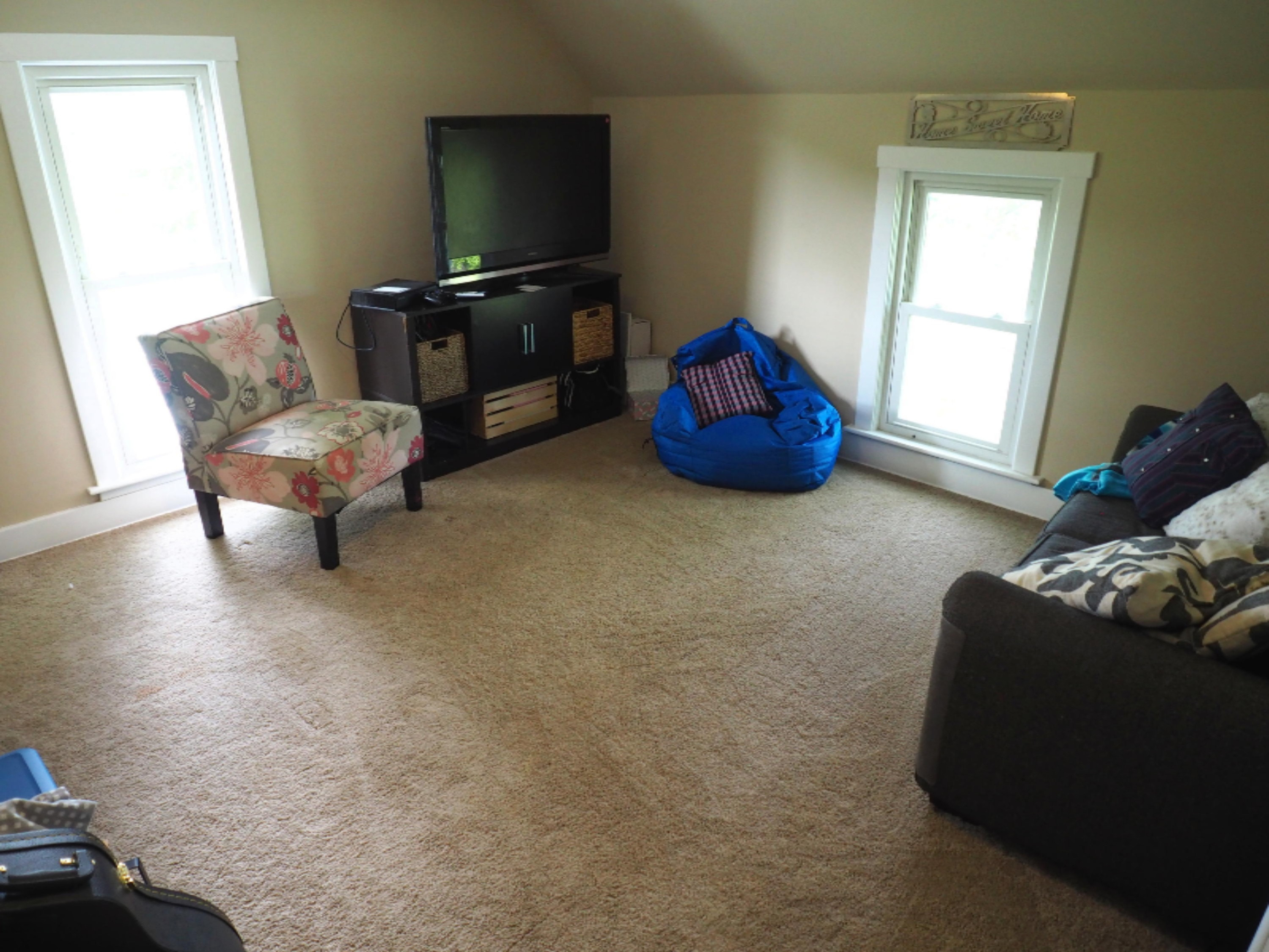 13846 Heffron Road Northeast Belding, MI 48809 - Photo 17 of 36 sitting area up 3