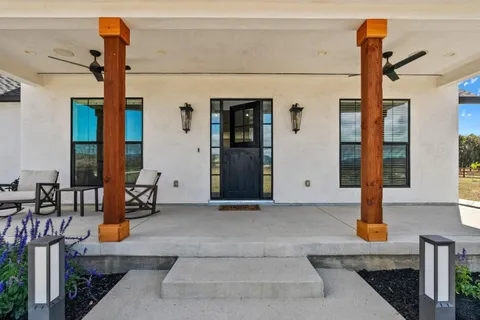 $2,495,000 | 15400 Seymour Avenue, San Martin, CA 95046