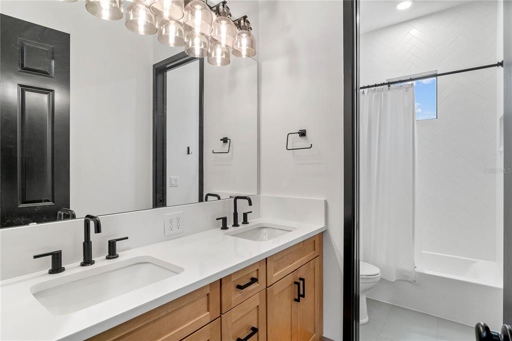 4428 East Shirley Shores Road Tavares, FL 32778 - Photo 18 of 41