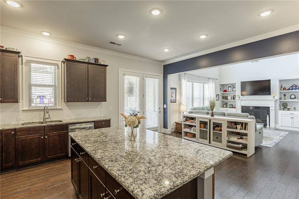 3263 Stone Point Way Buford, GA 30519 - Photo 16 of 61