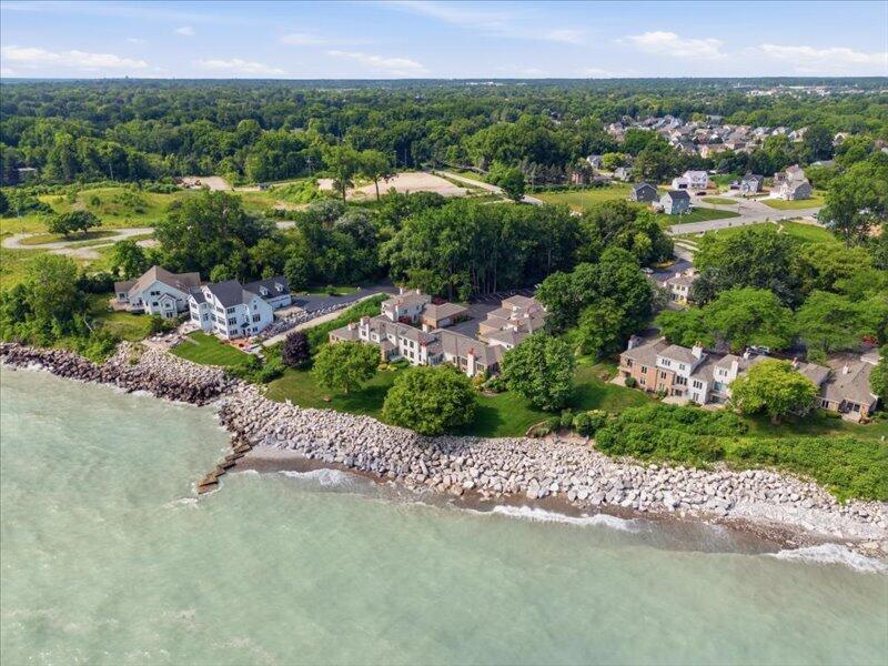 700 Waters Edge Road, Unit 23 Caledonia, WI 53402 - Photo 55 of 60 Coastline