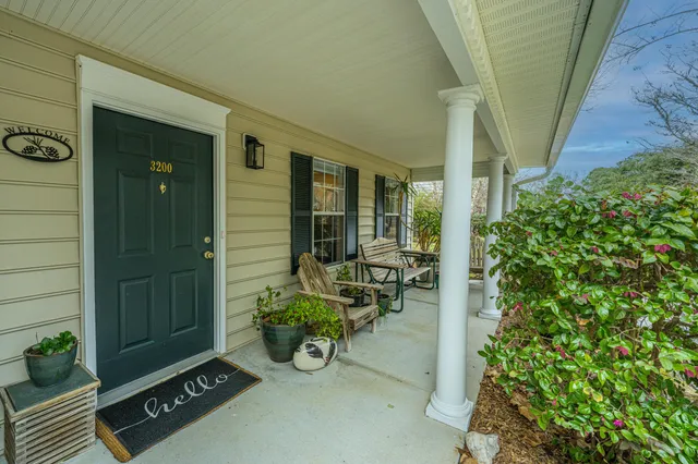$425,000 | 3200 Queensgate Way, Mount Pleasant, SC 29466