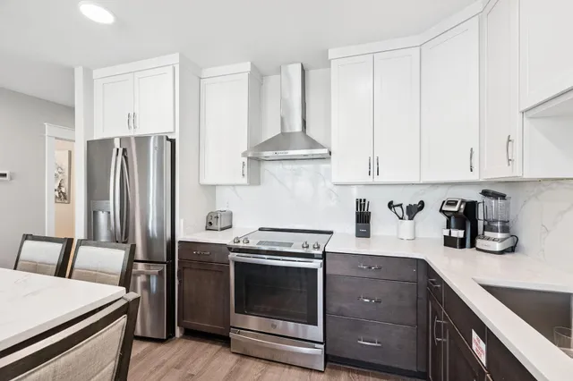 $799,000 | 201 Henderson Resort Way, Unit 2104, Destin, FL 32541