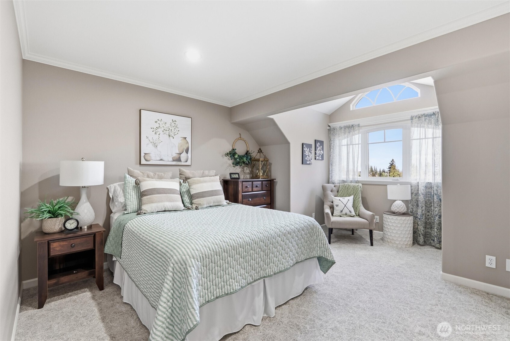 13232 84th Street Southeast Snohomish, WA 98290 - Photo 24 of 40 a bedroom with a bed and a couch