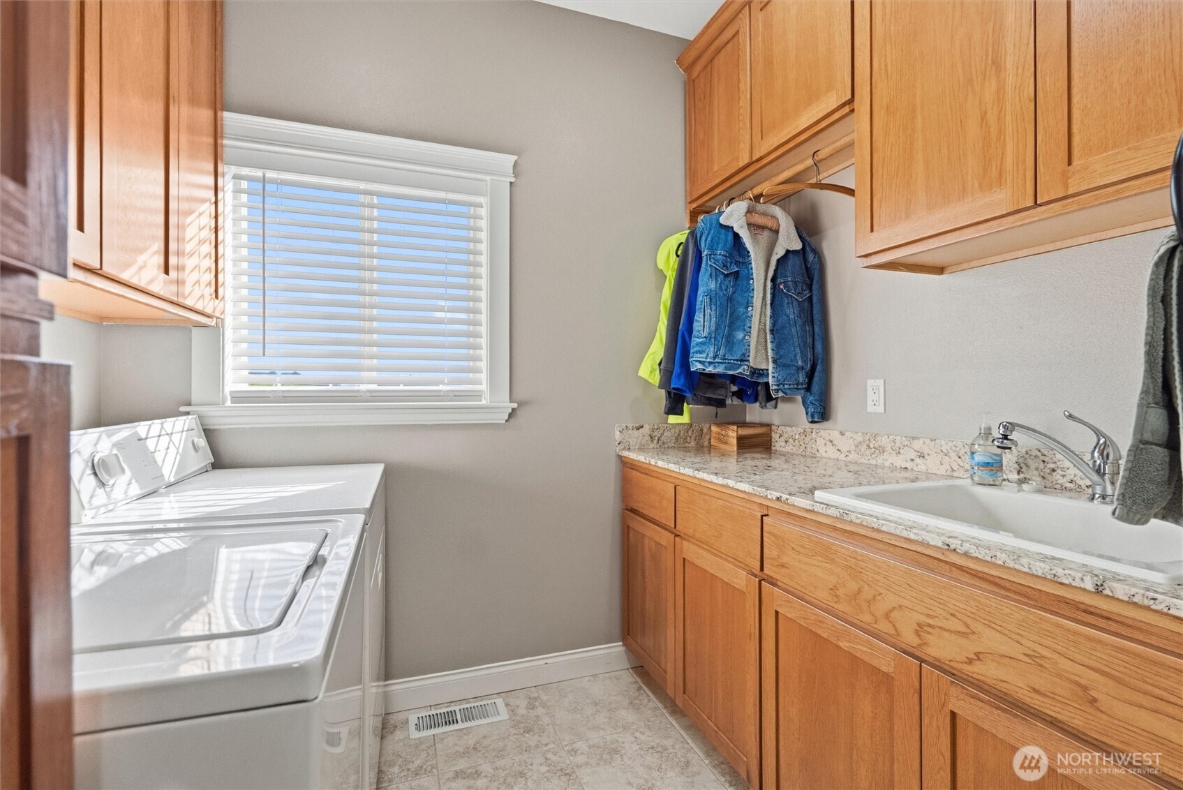 13232 84th Street Southeast Snohomish, WA 98290 - Photo 38 of 40 a bathroom with a sink and a mirror