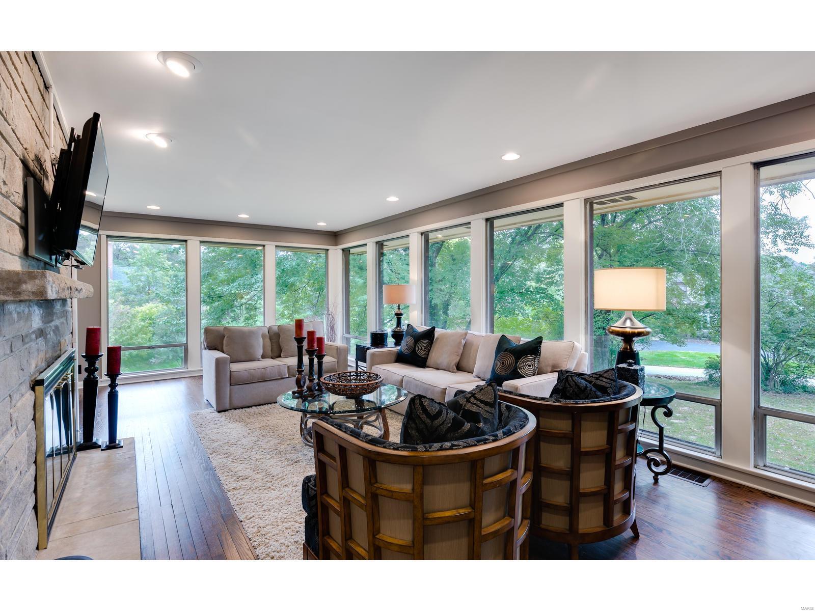 6 Fielding Road Ladue, MO 63124 - Photo 5 of 25