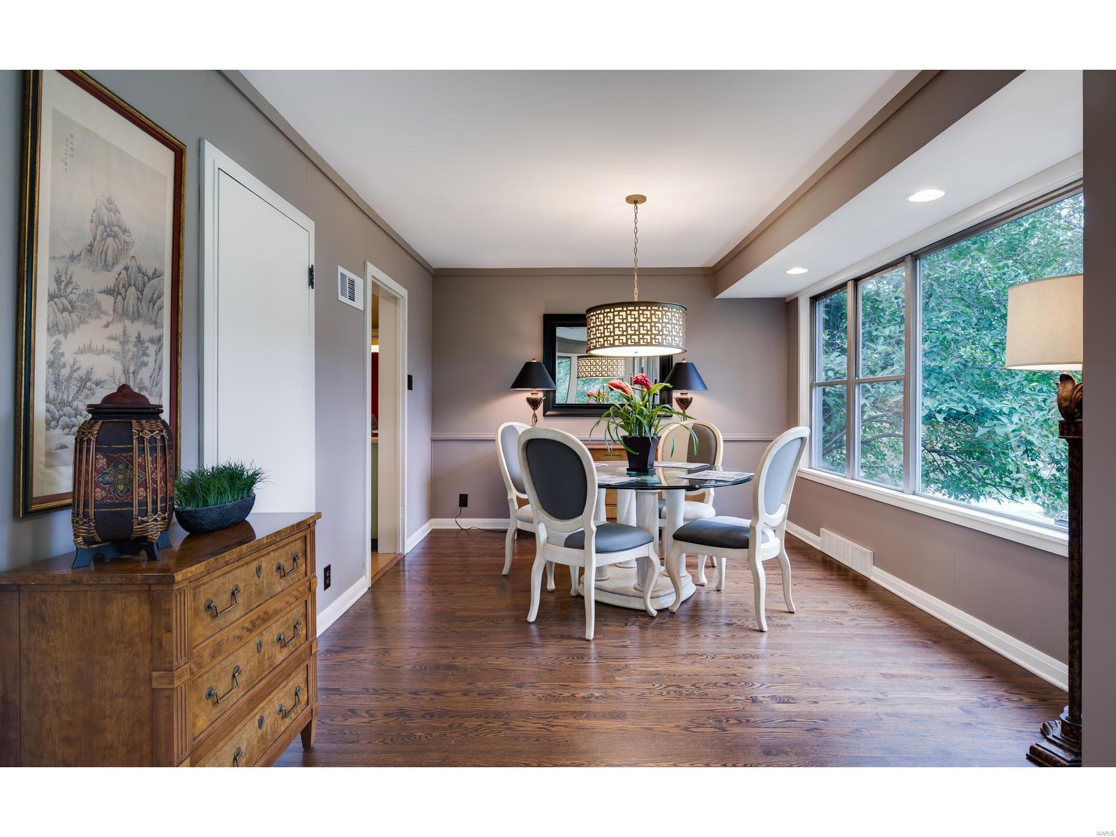 6 Fielding Road Ladue, MO 63124 - Photo 7 of 25