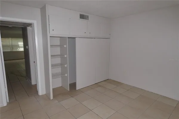 $1,195 | 5821 8th Avenue North, Unit 102, St. Petersburg, FL 33710