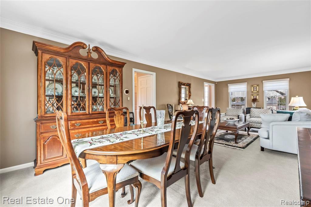 2477 Blockton Road Rochester Hills, MI 48306 - Photo 8 of 26