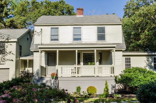 17 Avon Street Lexington, MA 02421 - Photo 2 of 18 Gallery Image 2