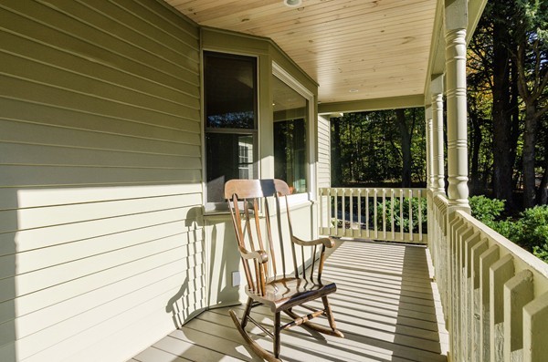 17 Avon Street Lexington, MA 02421 - Photo 5 of 18 Gallery Image 5