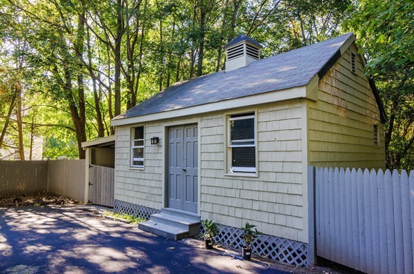 17 Avon Street Lexington, MA 02421 - Photo 6 of 18 Gallery Image 6