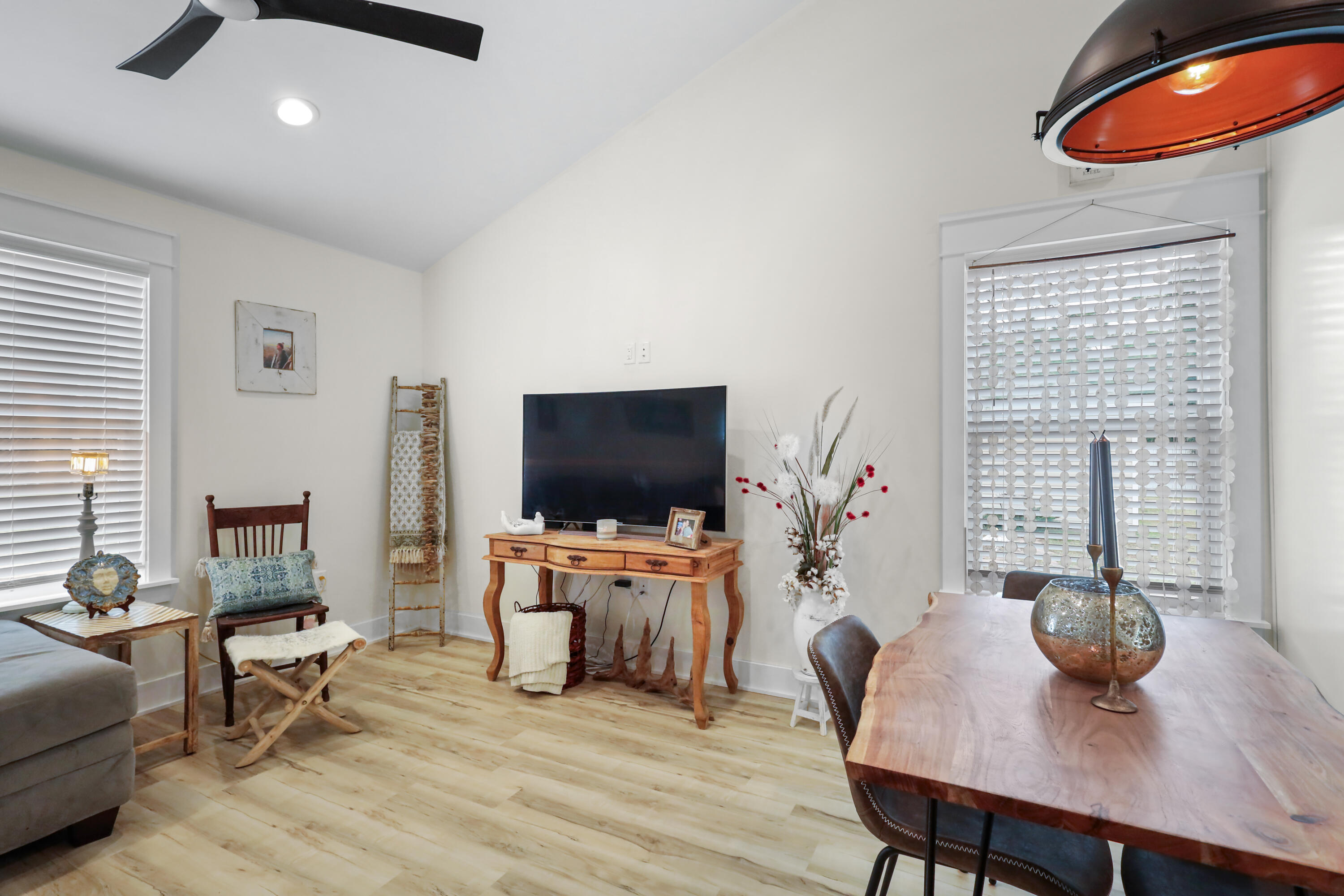 71 Lafavre Lane DeFuniak Springs, FL 32433 - Photo 16 of 32 a living room with furniture and a flat screen tv